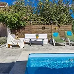 Es With Pool Apartamento Fažana