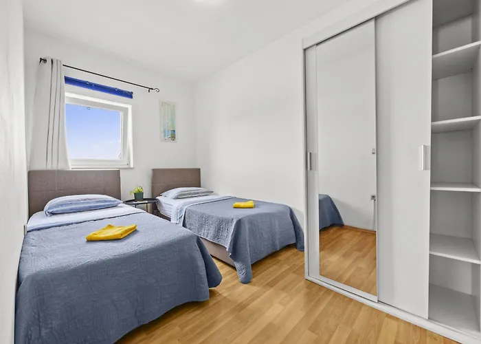 Es With Pool Appartement *