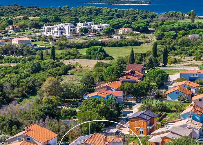 Es With Pool Appartement