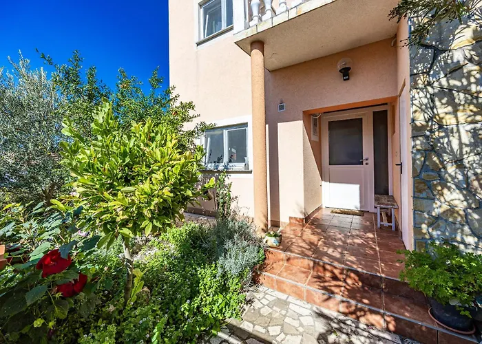 Es With Pool Appartement Valbandon