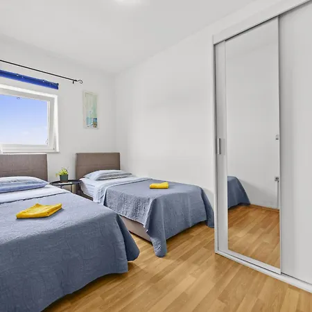 Es With Pool Lägenhet *