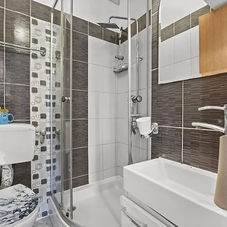 Lägenhet Es With Pool *